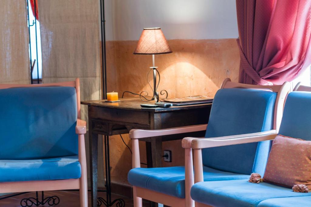 Tardelcuende La Casa Del Maestro旅馆 外观 照片